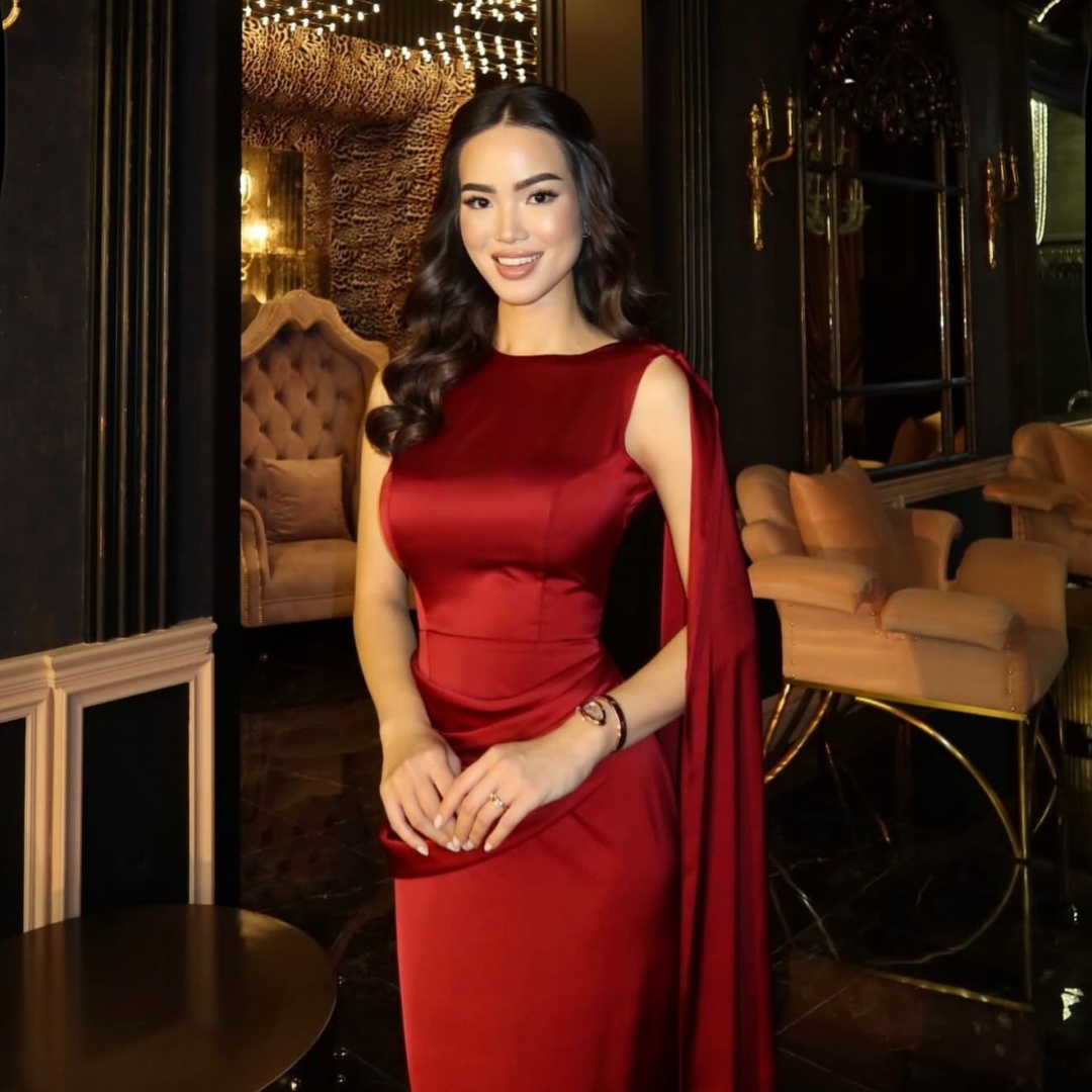 Bella Customized Red Satin One - Women Formal Wear For Graduation avaliação e preço