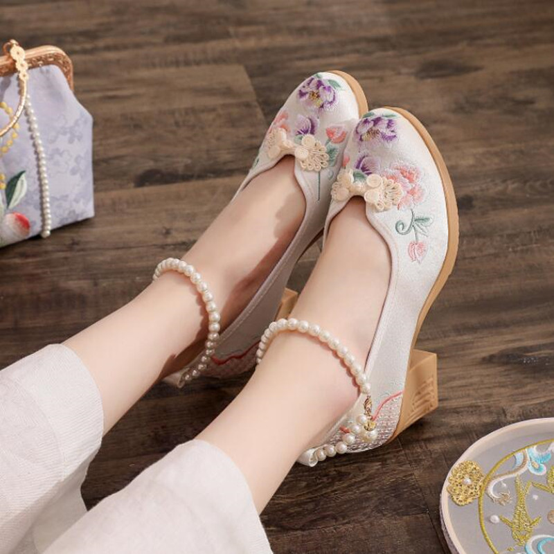 Women Vintage Pearls Ankle Str - Pump Heel Block avaliação e preço