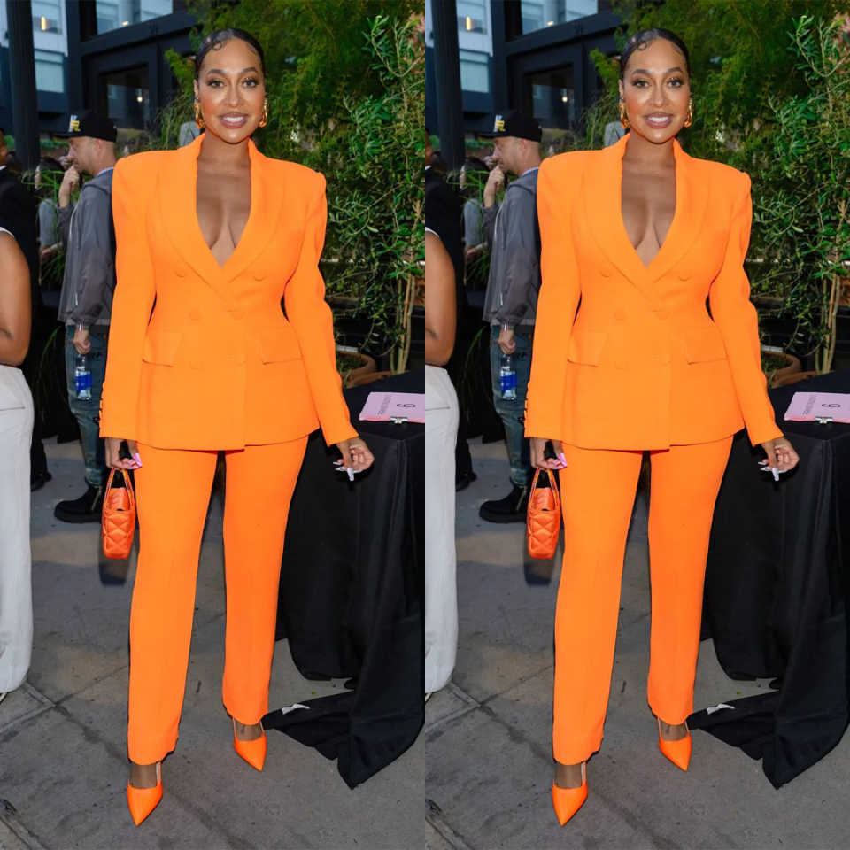 Customized Orange Spring Women - Women Formal Wear Designers avaliação e preço